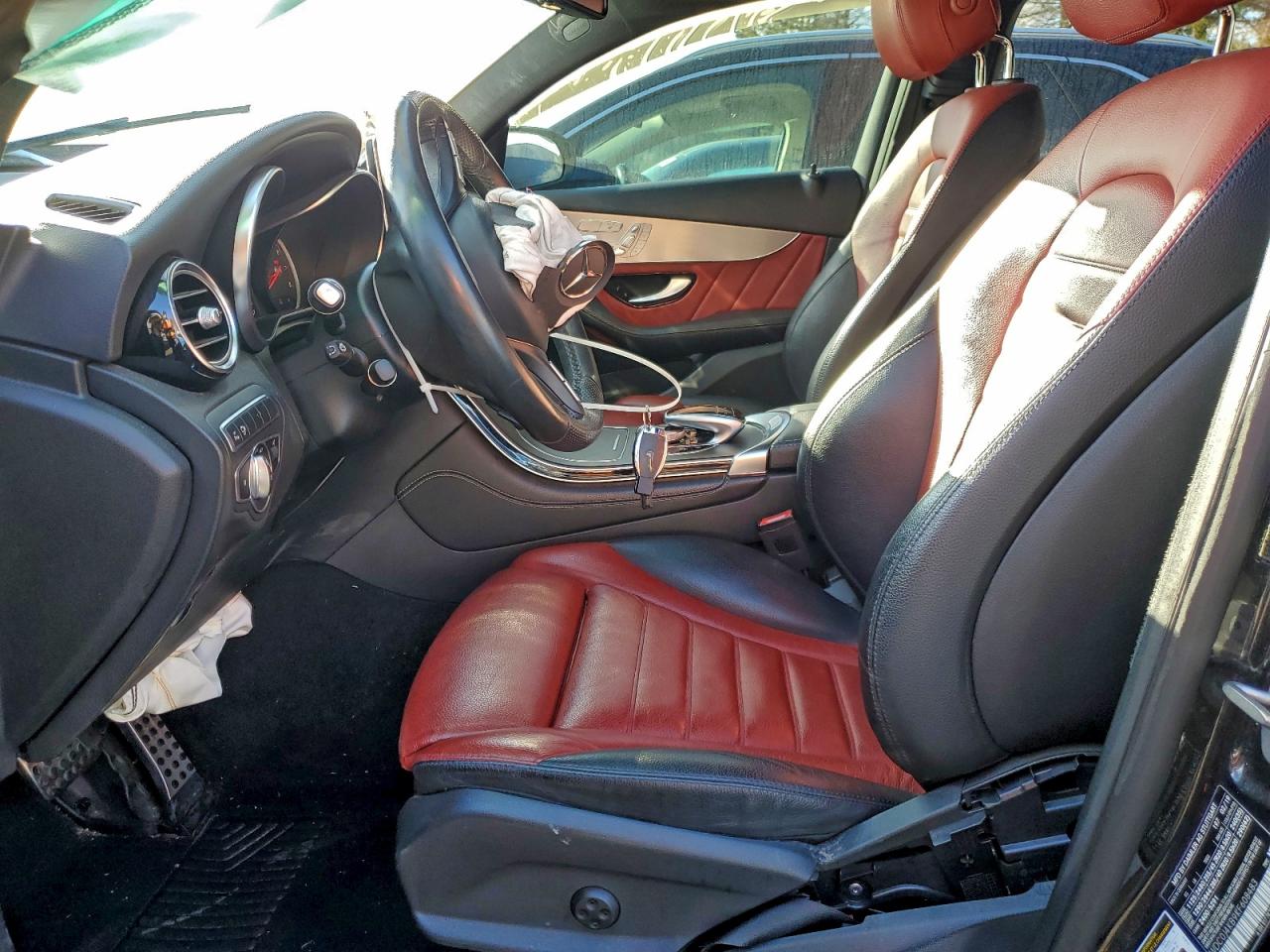 Mercedes-Benz GLC 300 4matic Image 4