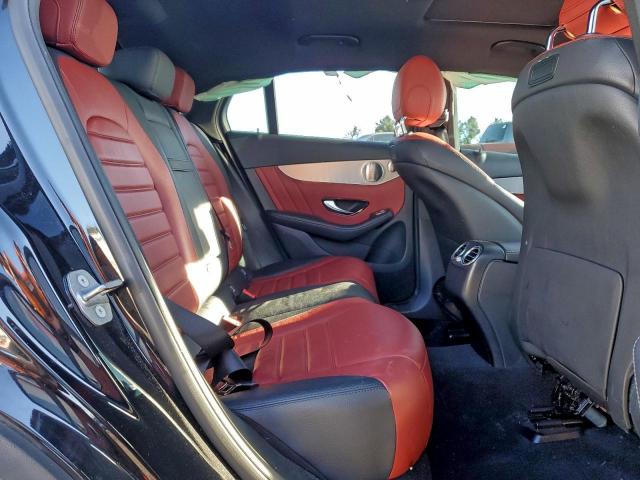 Mercedes-Benz GLC 300 4matic Image 9