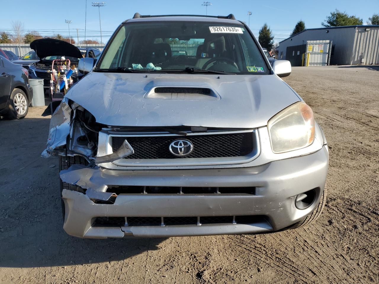 Toyota RAV4 Image 11