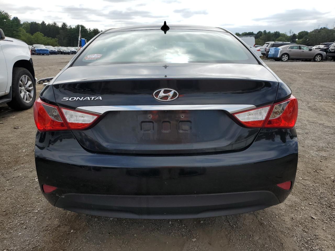 Hyundai SONATA Gls Image 6