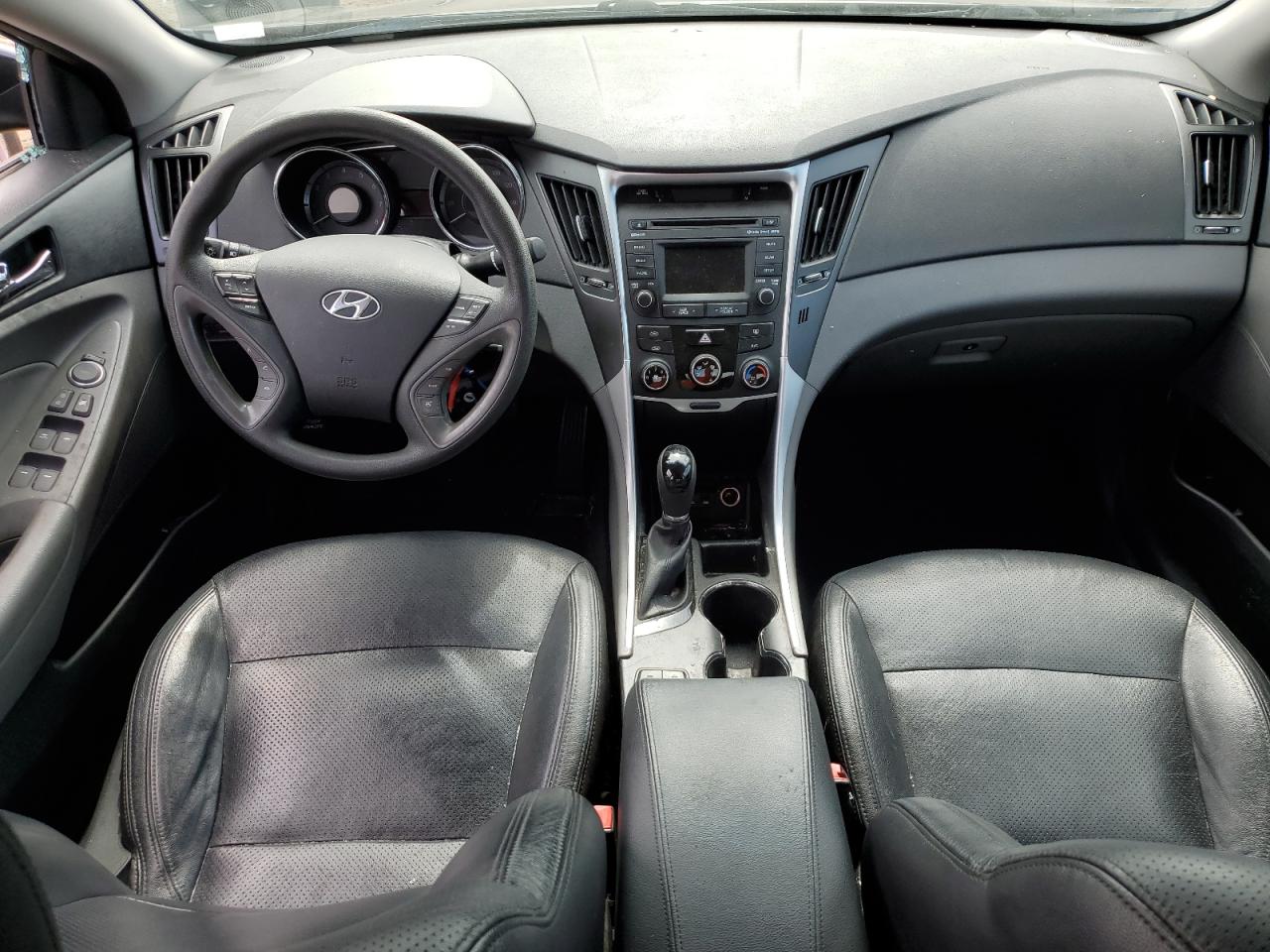 Hyundai SONATA Gls Image 9