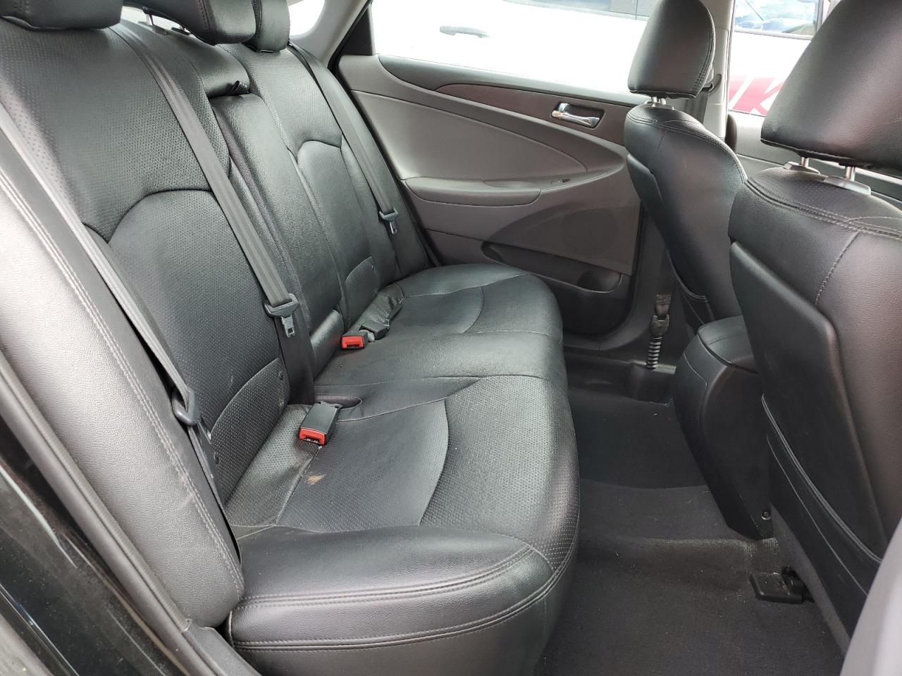 Hyundai SONATA Gls Image 2