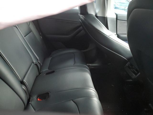 Tesla Model Y Image 10
