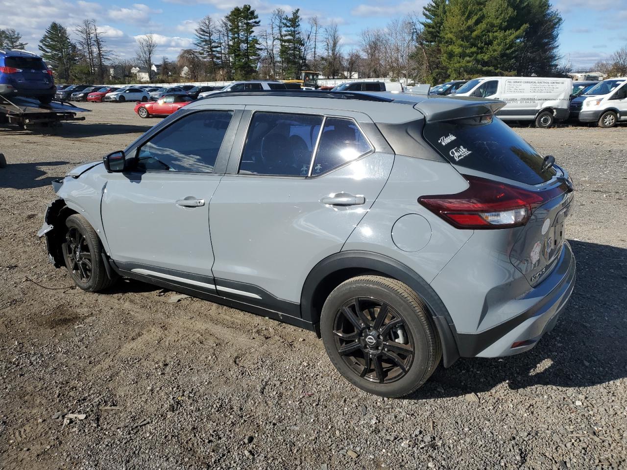Nissan Kicks Sr Image 2