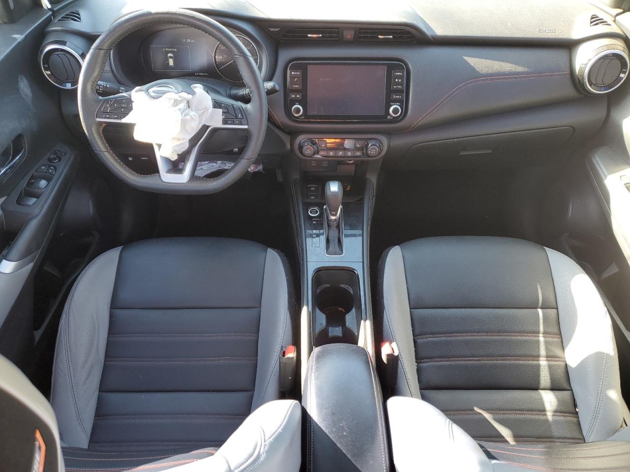 Nissan Kicks Sr Image 7