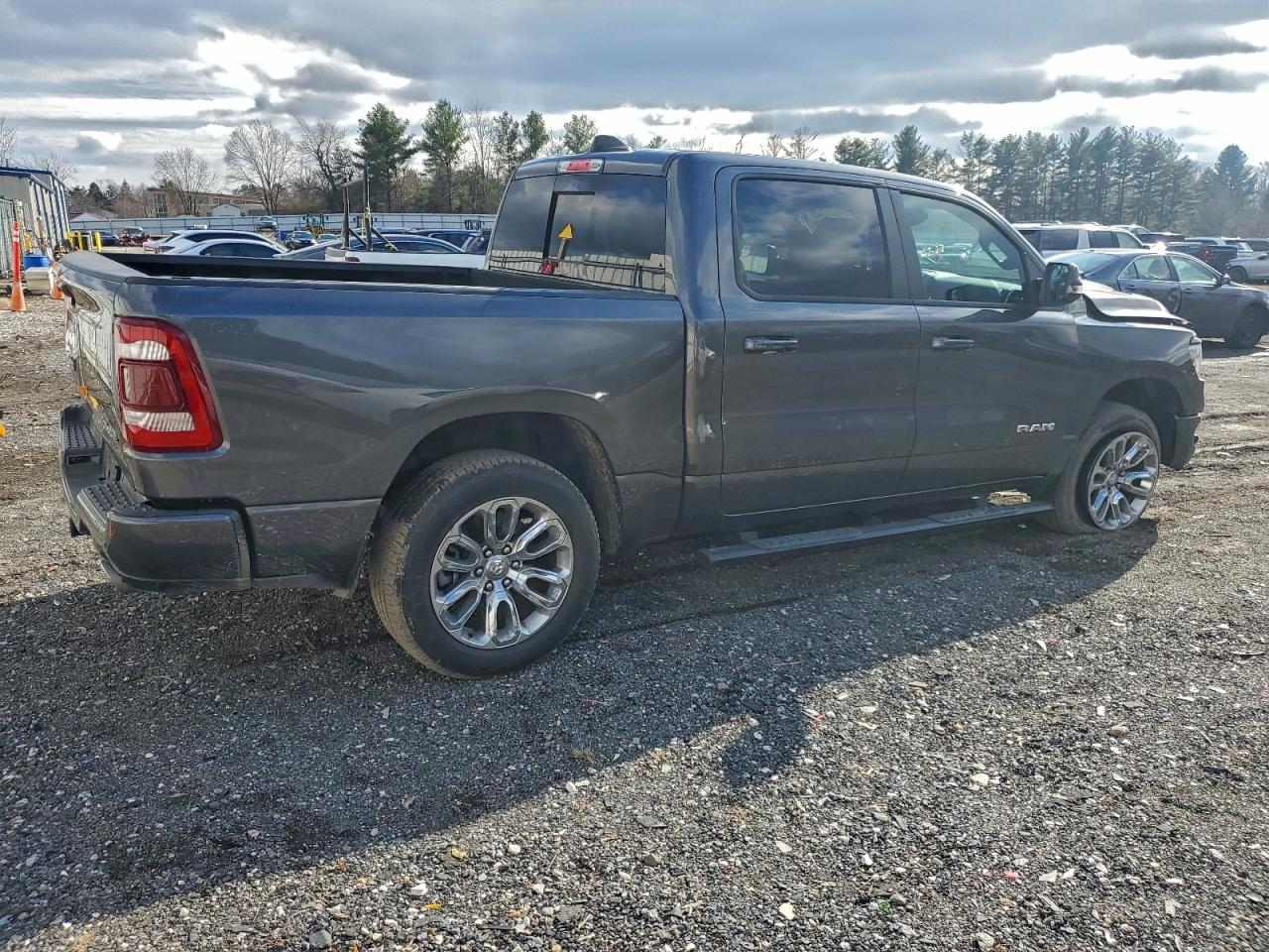 Ram 1500 Laramie Image 2