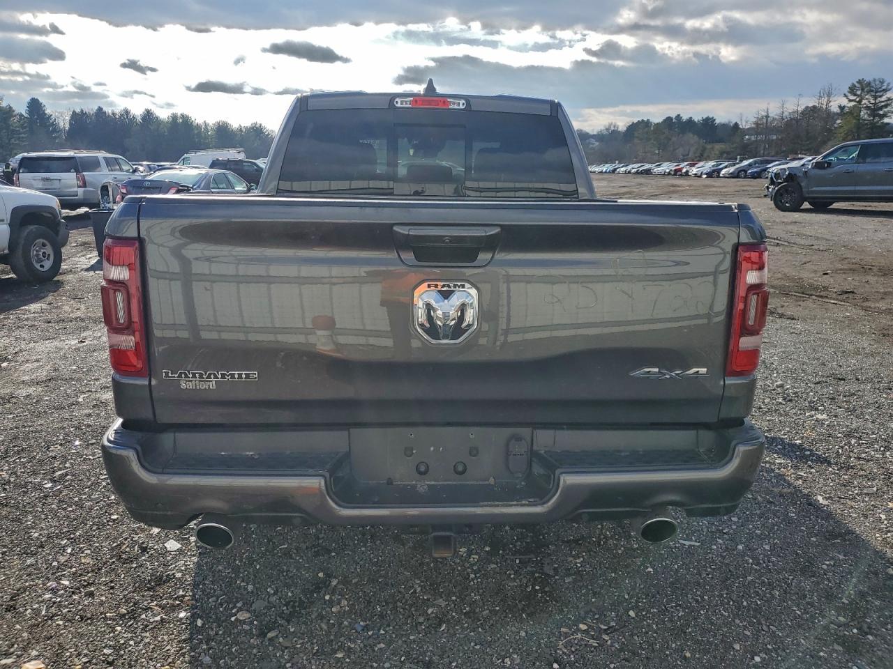 Ram 1500 Laramie Image 3