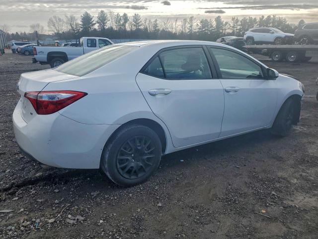 Toyota Corolla L Image 2