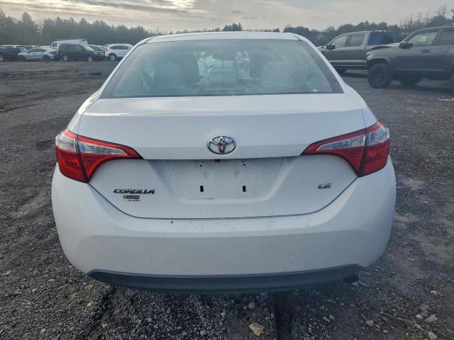 Toyota Corolla L Image 6