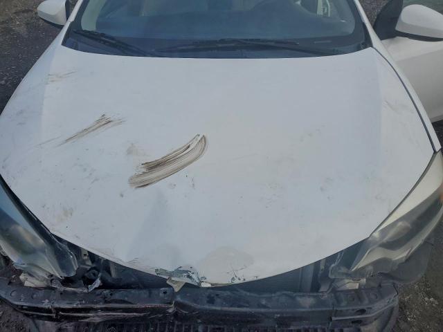 Toyota Corolla L Image 9