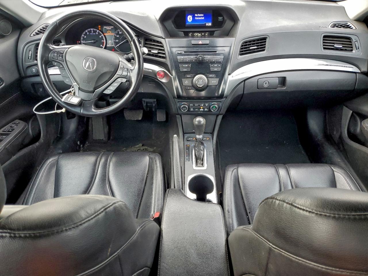 Acura ILX Image 8