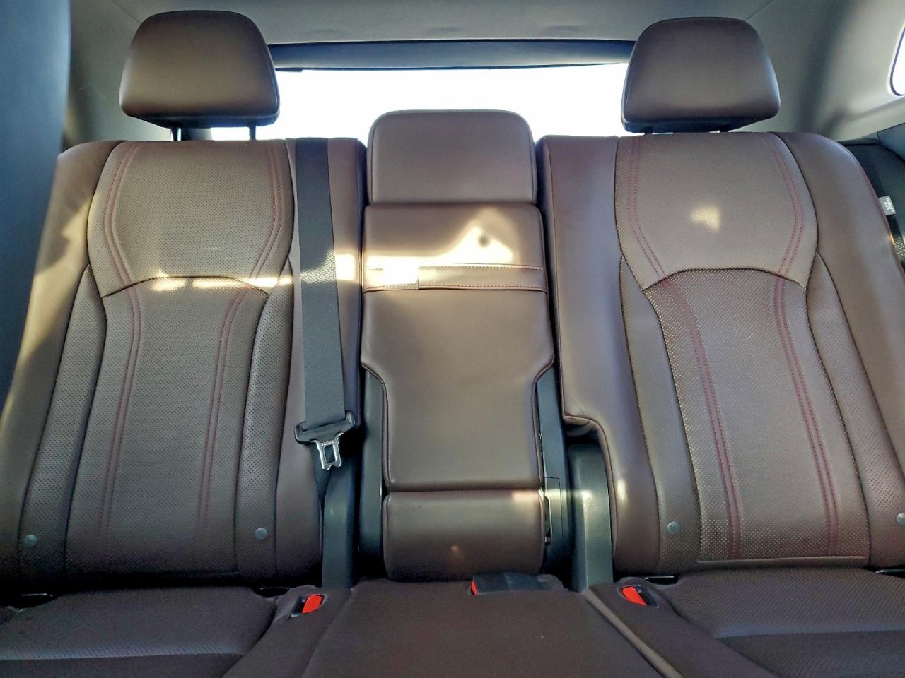 Lexus RX 350 Base Image 4