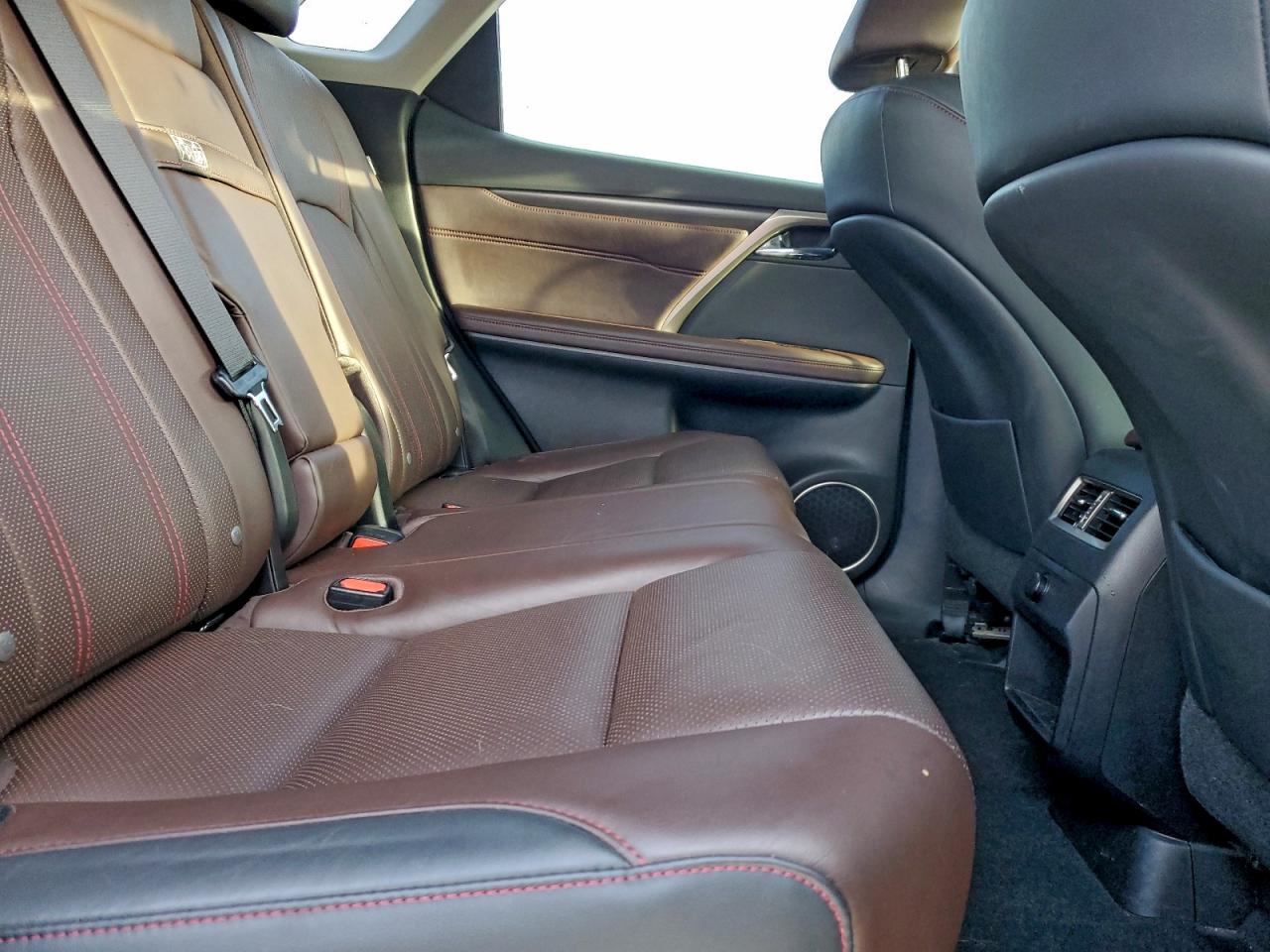 Lexus RX 350 Base Image 8