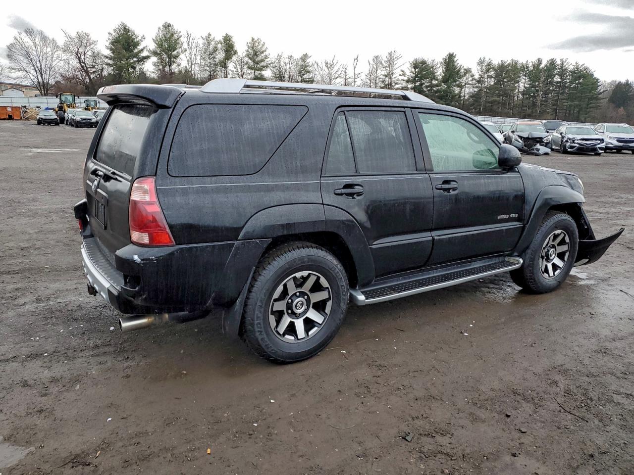 Toyota 4Runner Limited Image 3