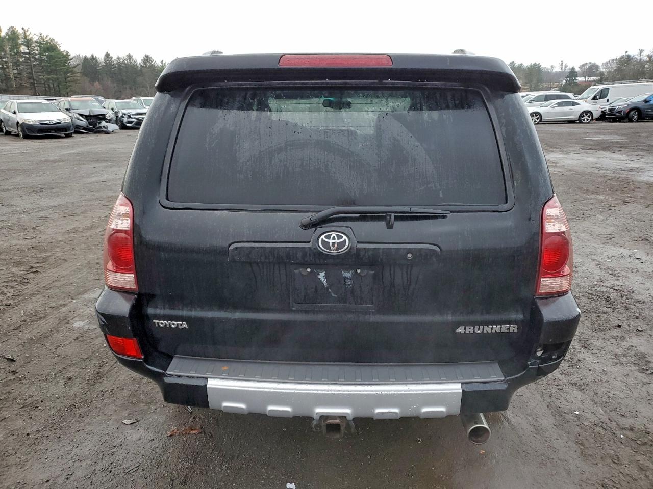 Toyota 4Runner Limited Image 7