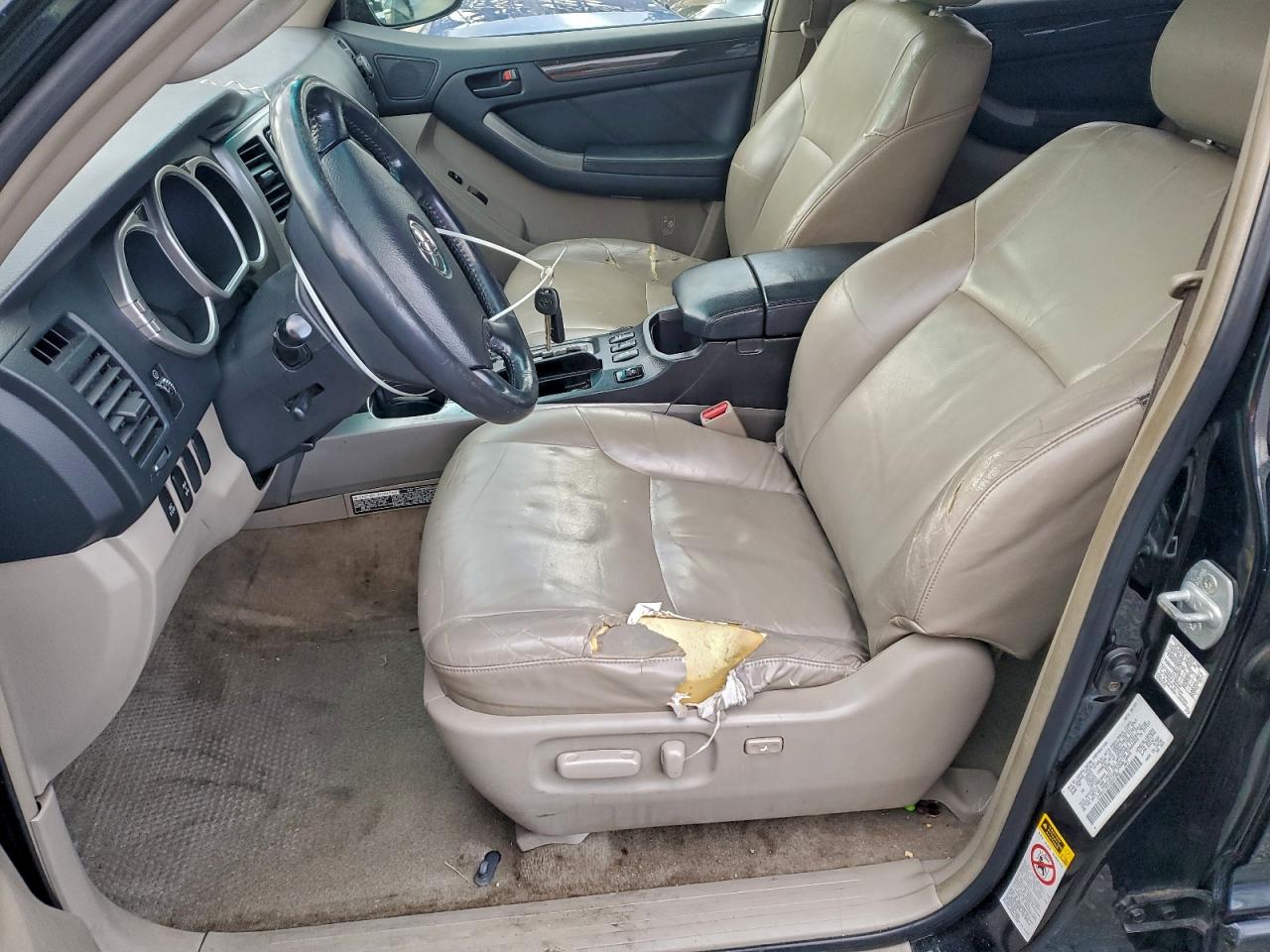 Toyota 4Runner Limited Image 12