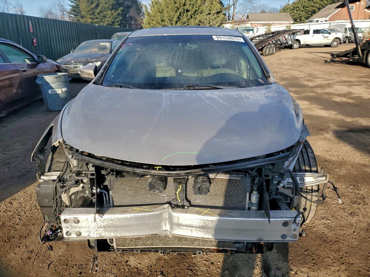 Nissan Altima 2.5 Image 3