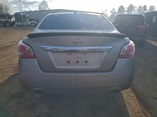 Nissan Altima 2.5 Image 5