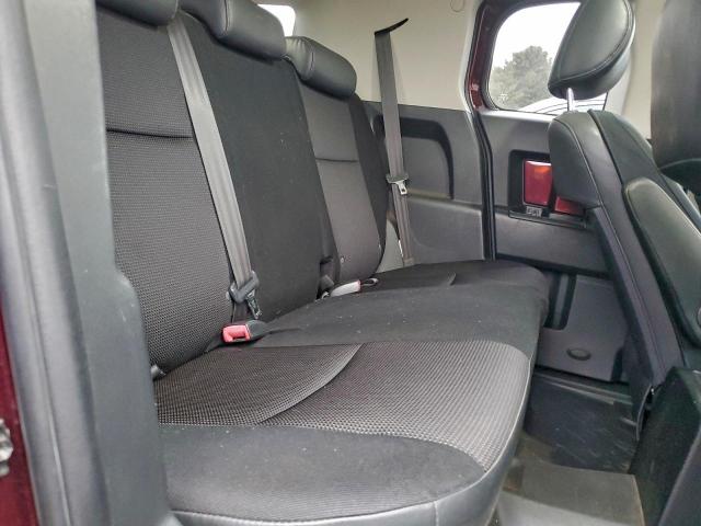 Toyota FJ Cruiser Image 9