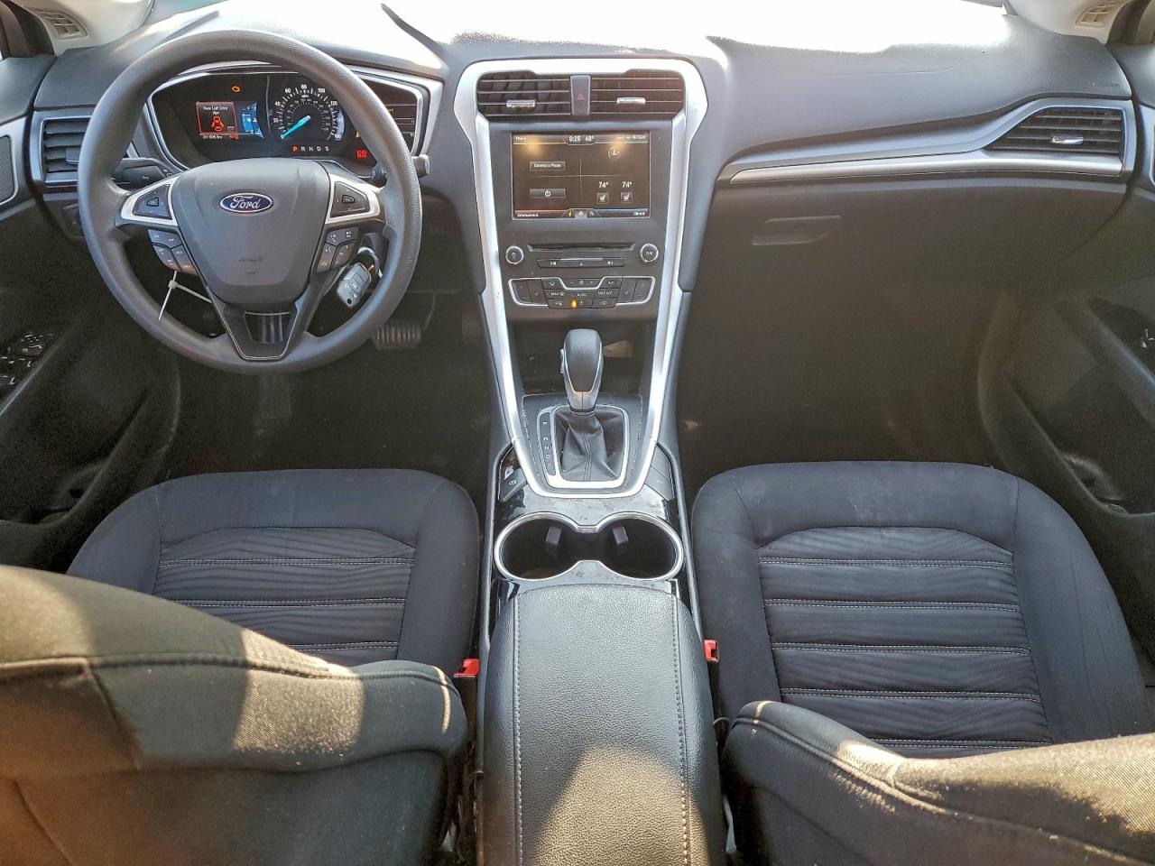 Ford Fusion Se Image 2