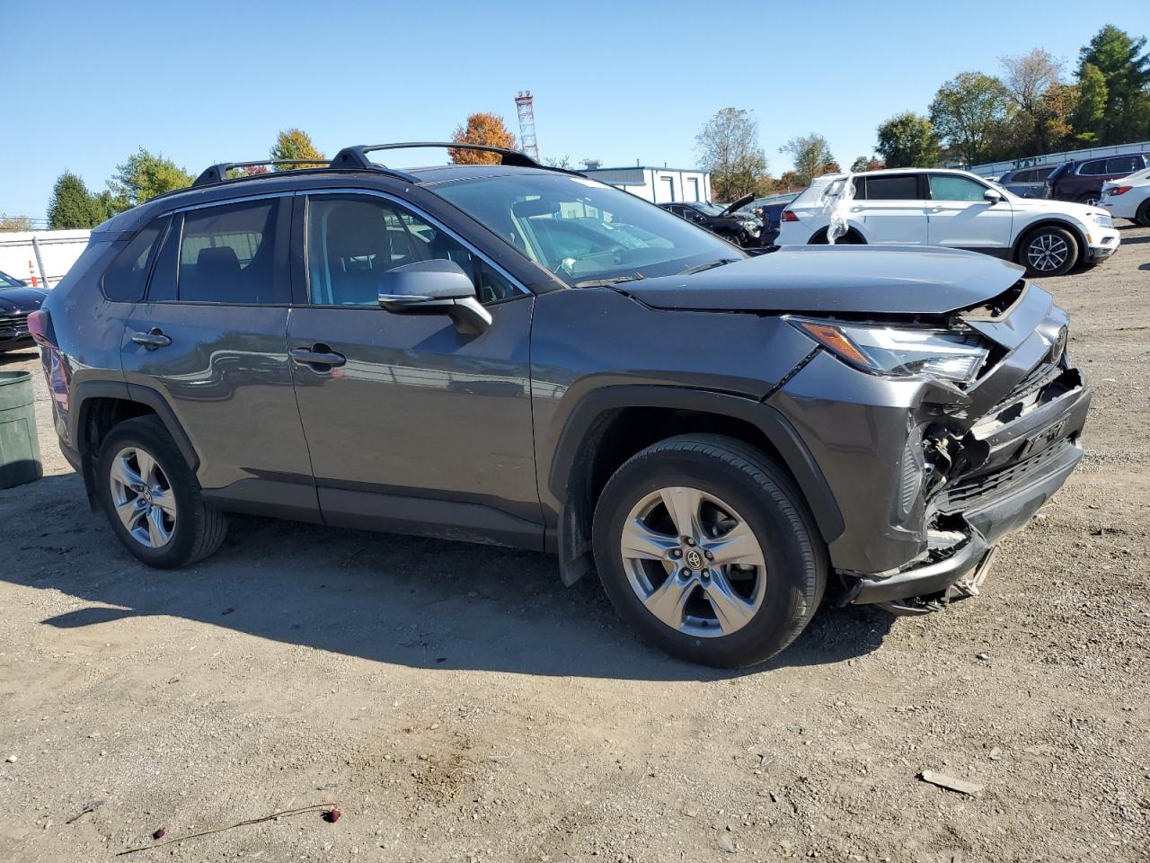 Toyota RAV4 Xle Image 9