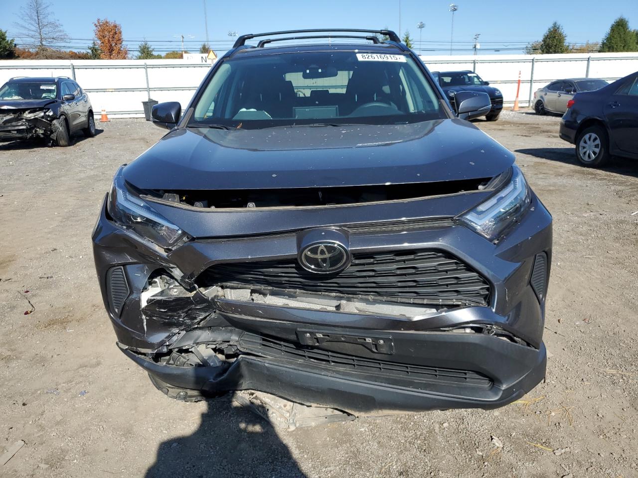 Toyota RAV4 Xle Image 8