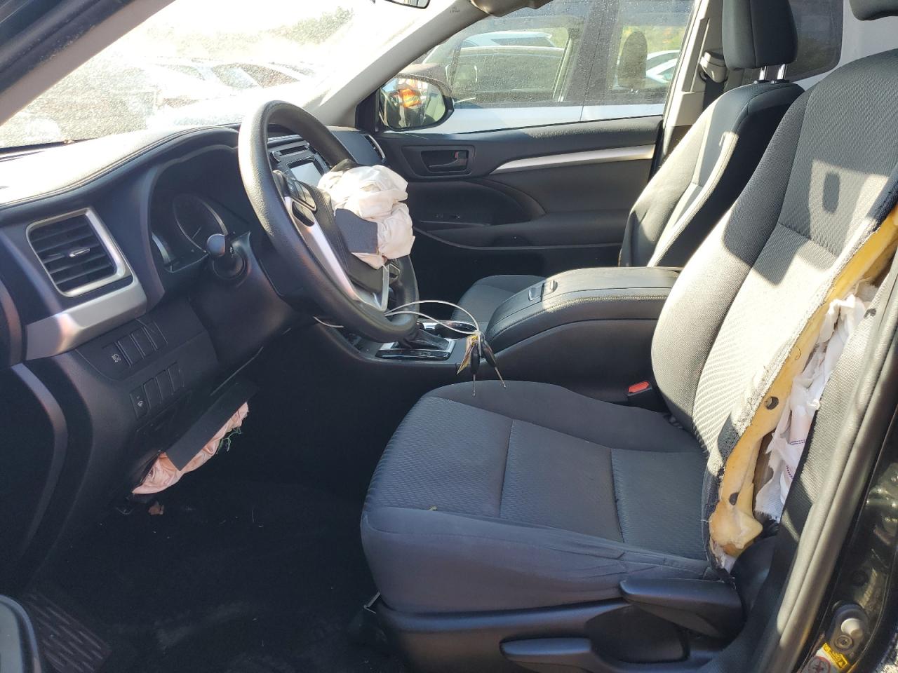 Toyota Highlander Le Image 5