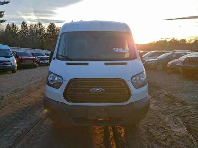 Ford Transit T-250 Image 4