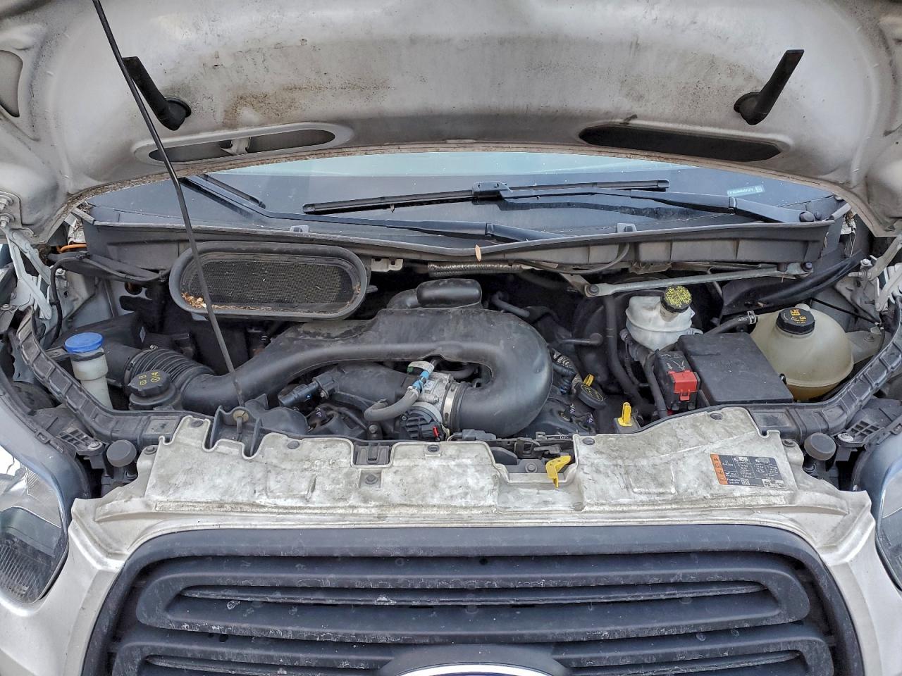 Ford Transit T-250 Image 5