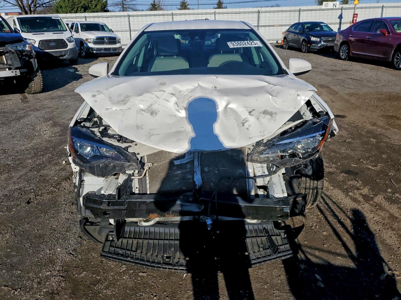 Toyota Corolla L Image 10