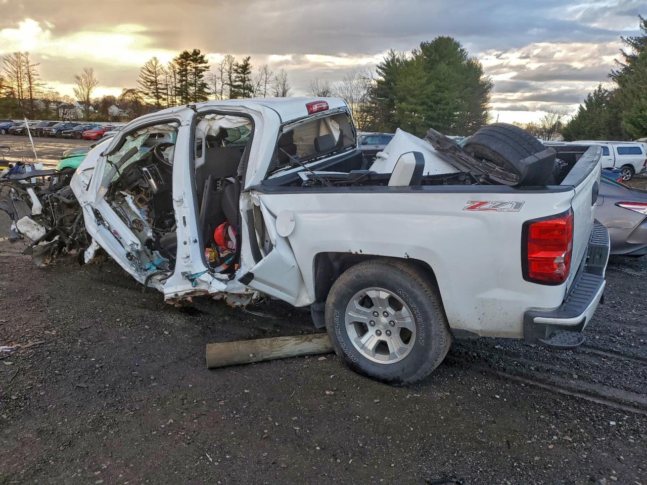 Chevrolet Silverado K1500 Lt Image 12