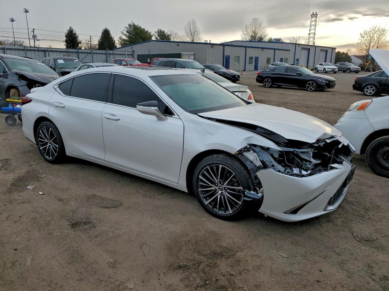 Lexus Es 350 Base Image 3
