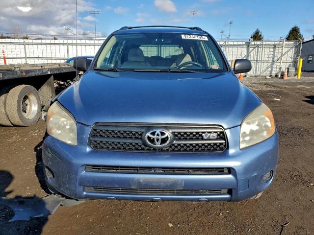 Toyota RAV4 Image 10