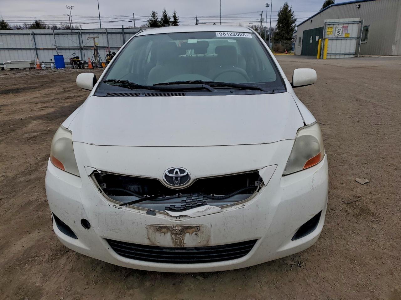 Toyota Yaris Image 9