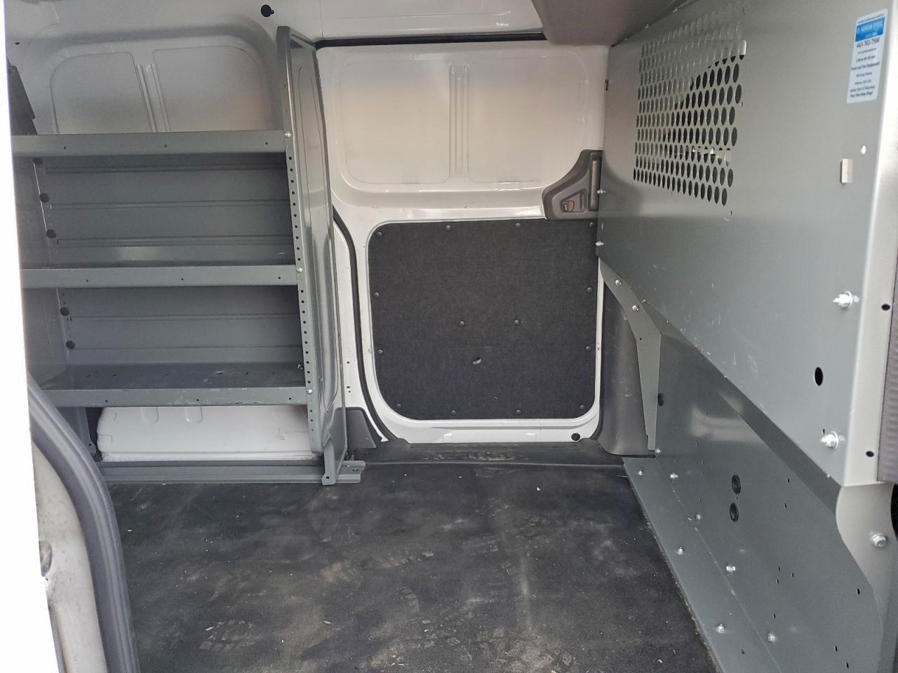 Nissan Nv 2.5s Image 8