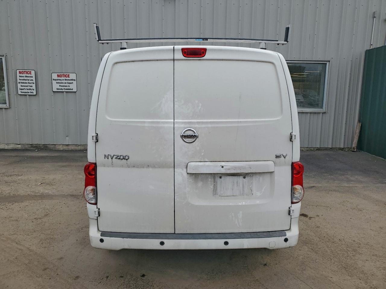 Nissan Nv 2.5s Image 11