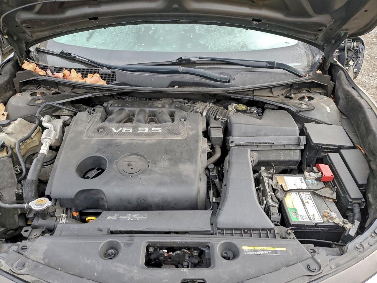 Nissan Altima 3.5s Image 8