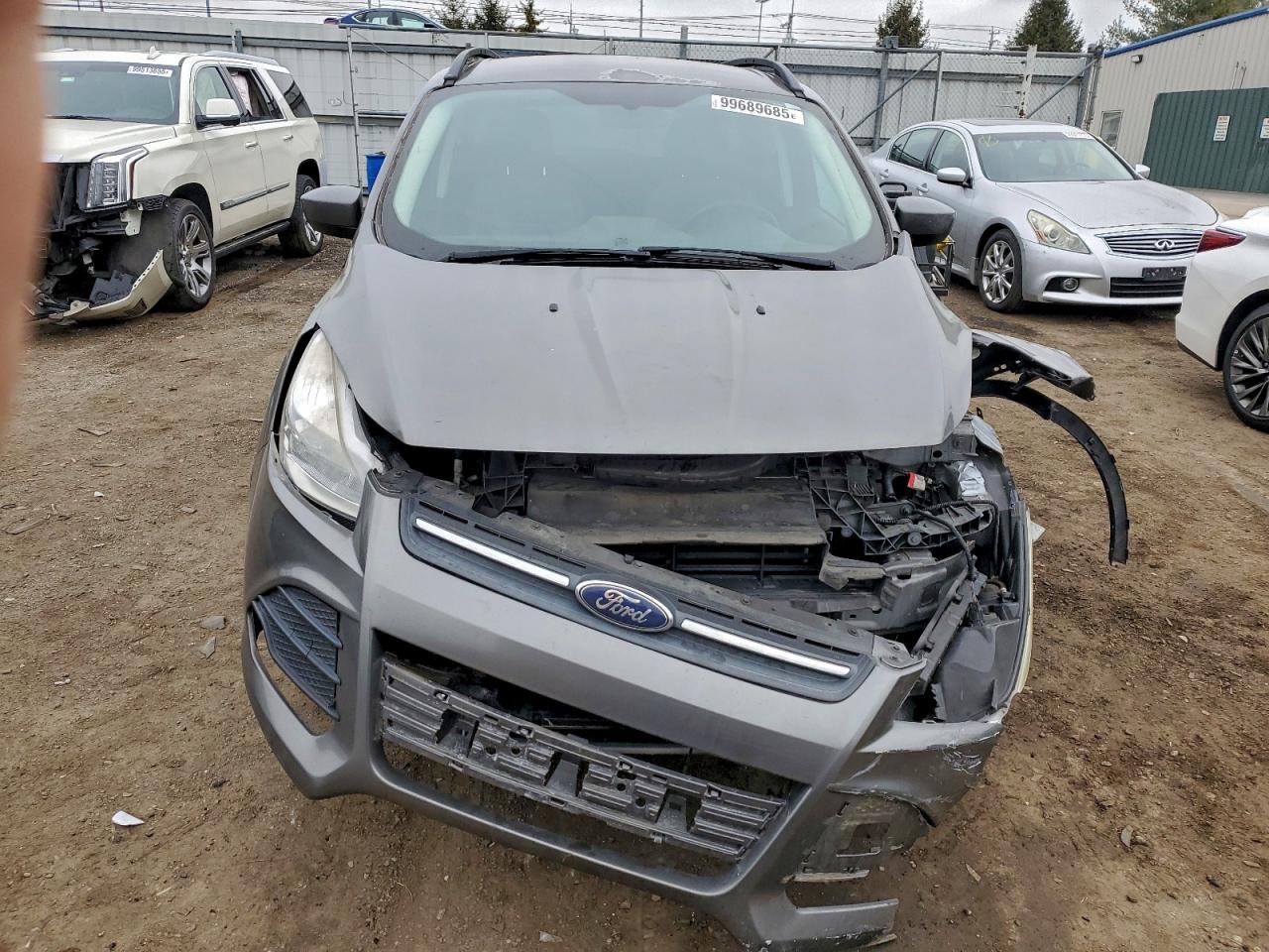 Ford Escape Se Image 8