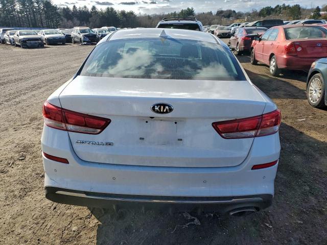 Kia Optima Lx Image 2