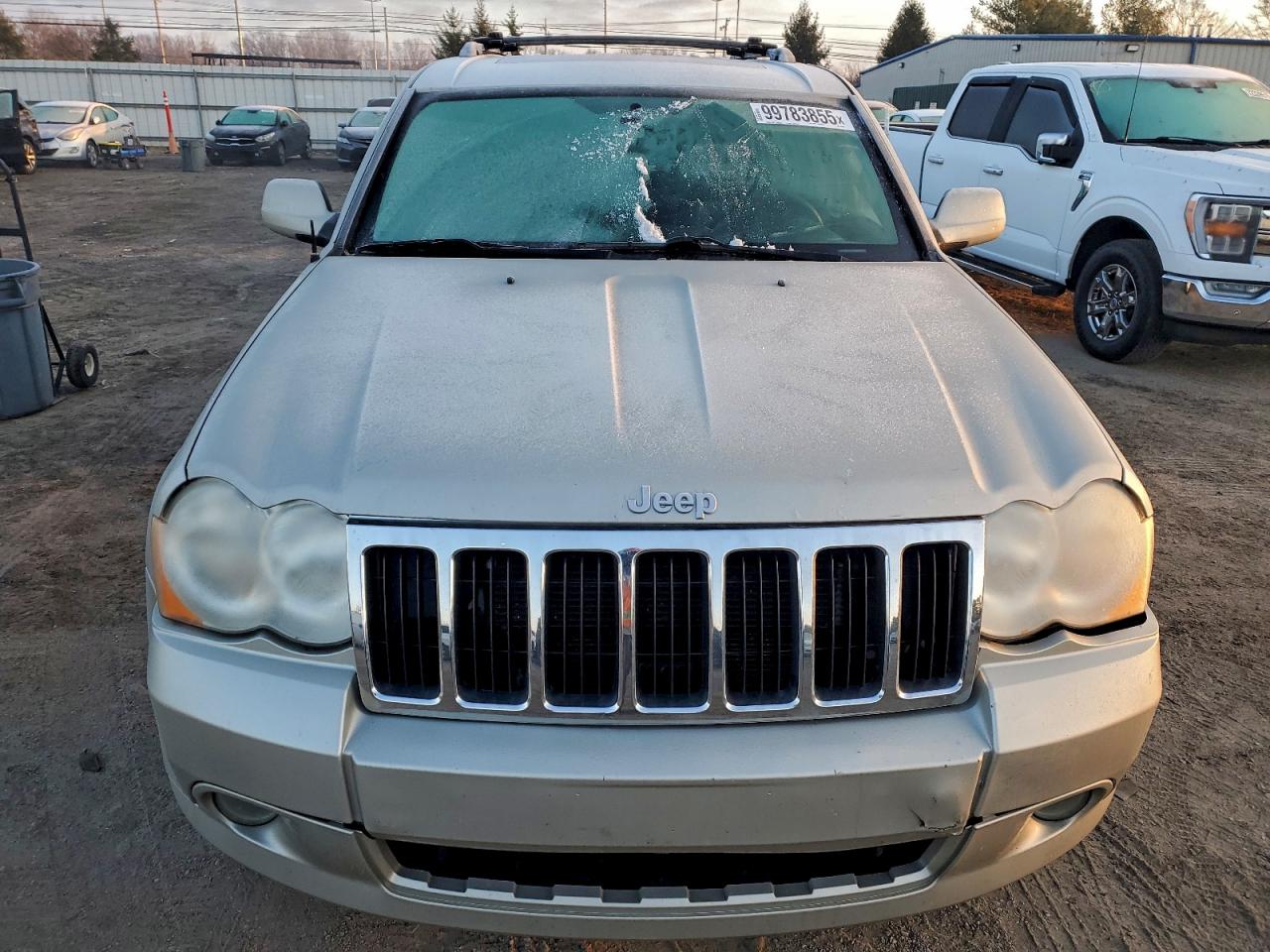 Jeep Grand Cherokee Limited Image 4