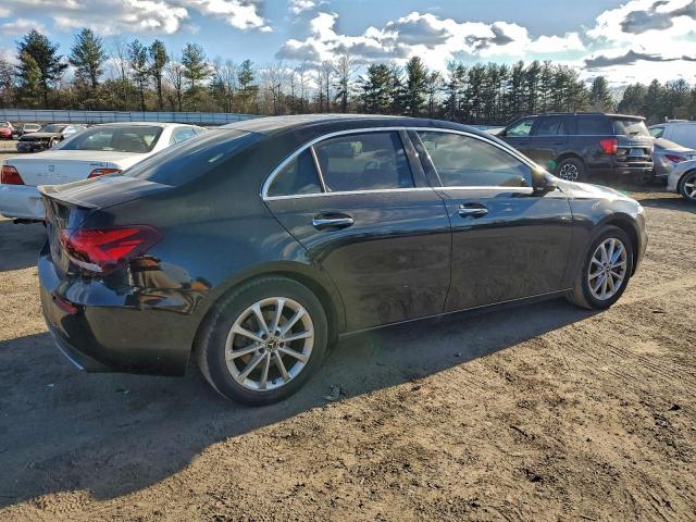 Mercedes-Benz A-Class 220 4matic Image 8