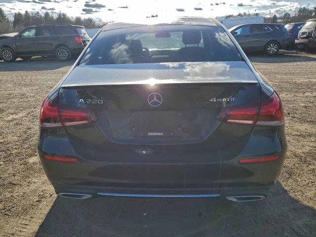 Mercedes-Benz A-Class 220 4matic Image 4