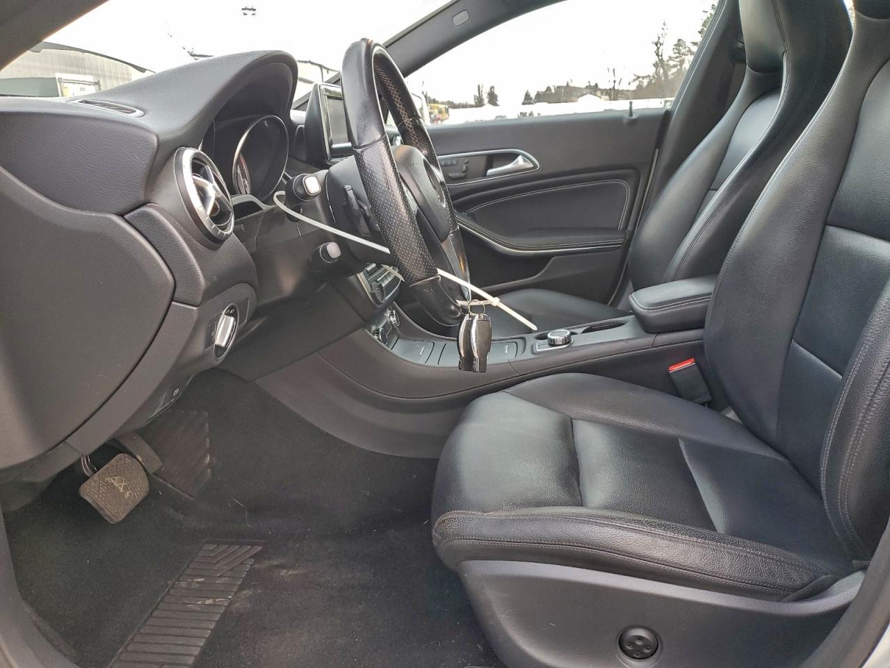 Mercedes-Benz Cla-class 250 4matic Image 4