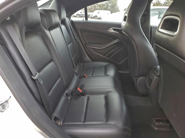 Mercedes-Benz Cla-class 250 4matic Image 12