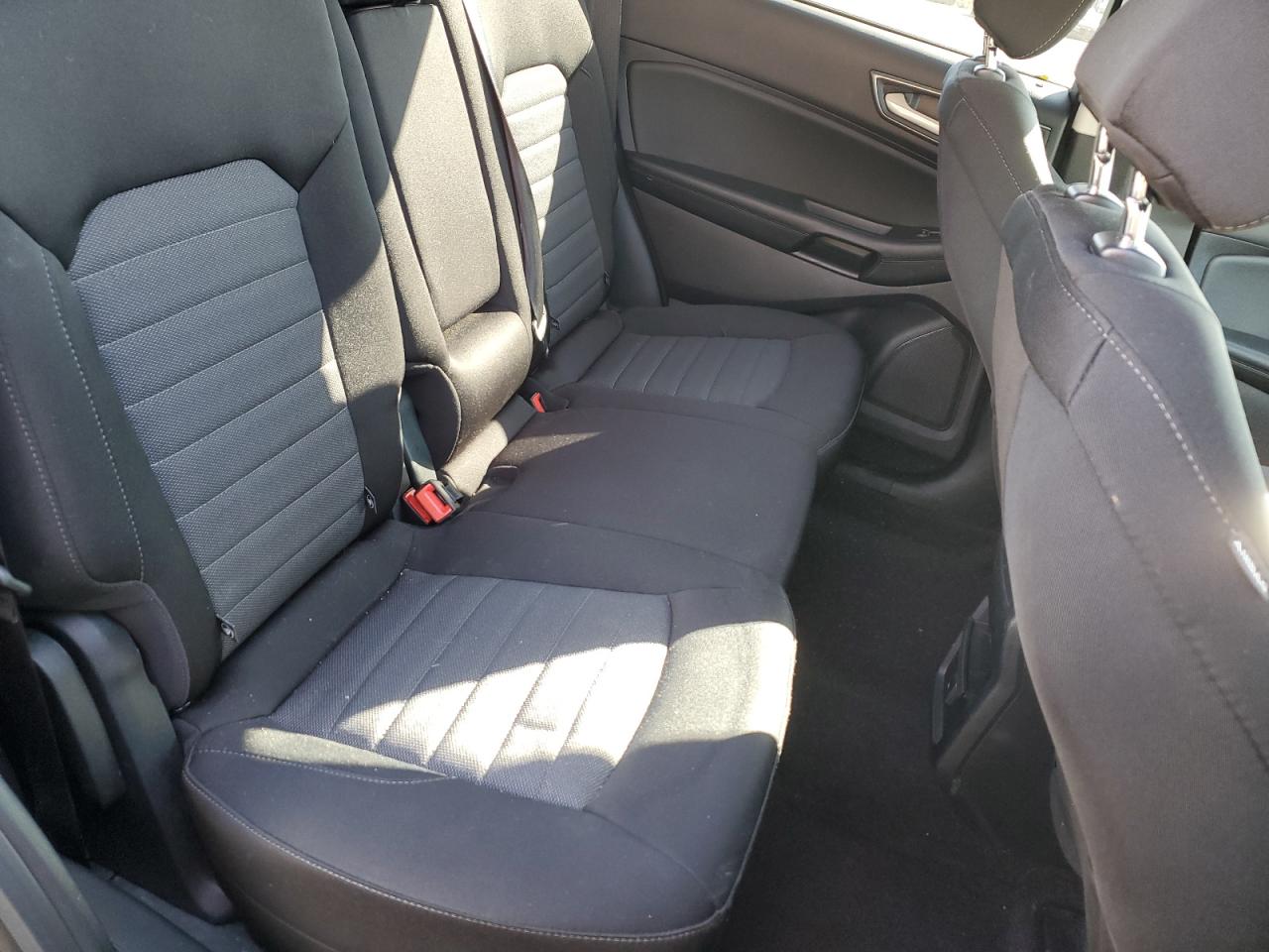 Ford Edge Se Image 3