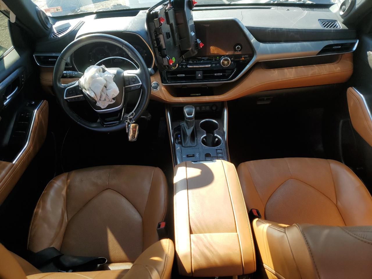 Toyota Highlander Hybrid Limited Image 13