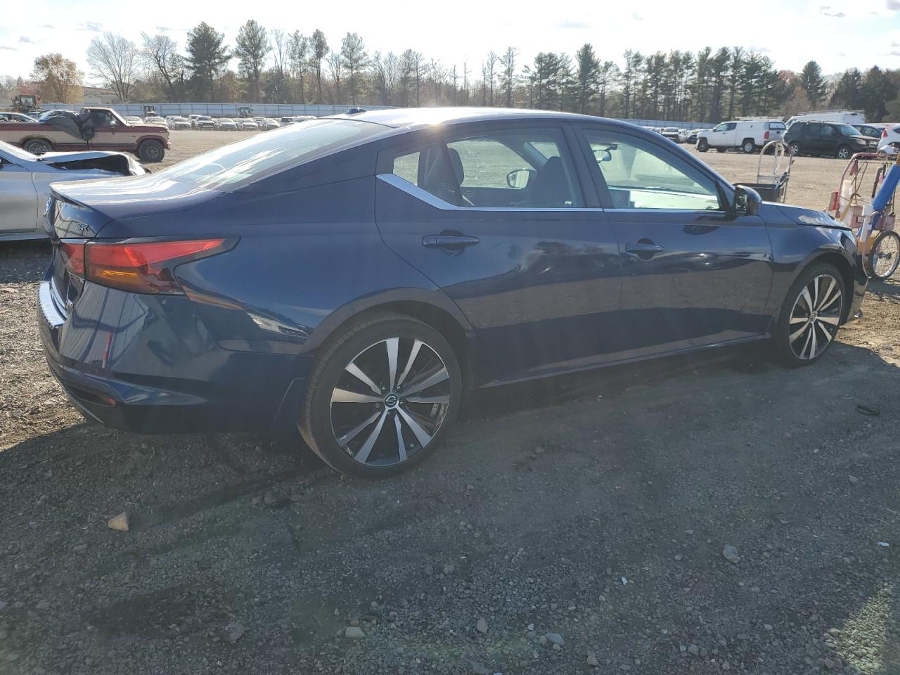 Nissan Altima Sr Image 10