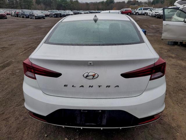 Hyundai ELANTRA Sel Image 6