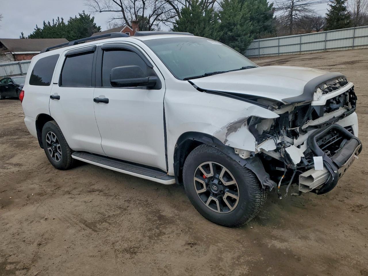 Toyota Sequoia Limited Image 3