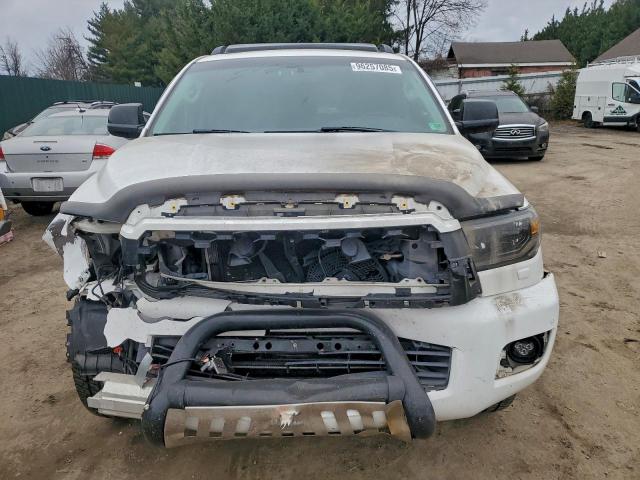 Toyota Sequoia Limited Image 9